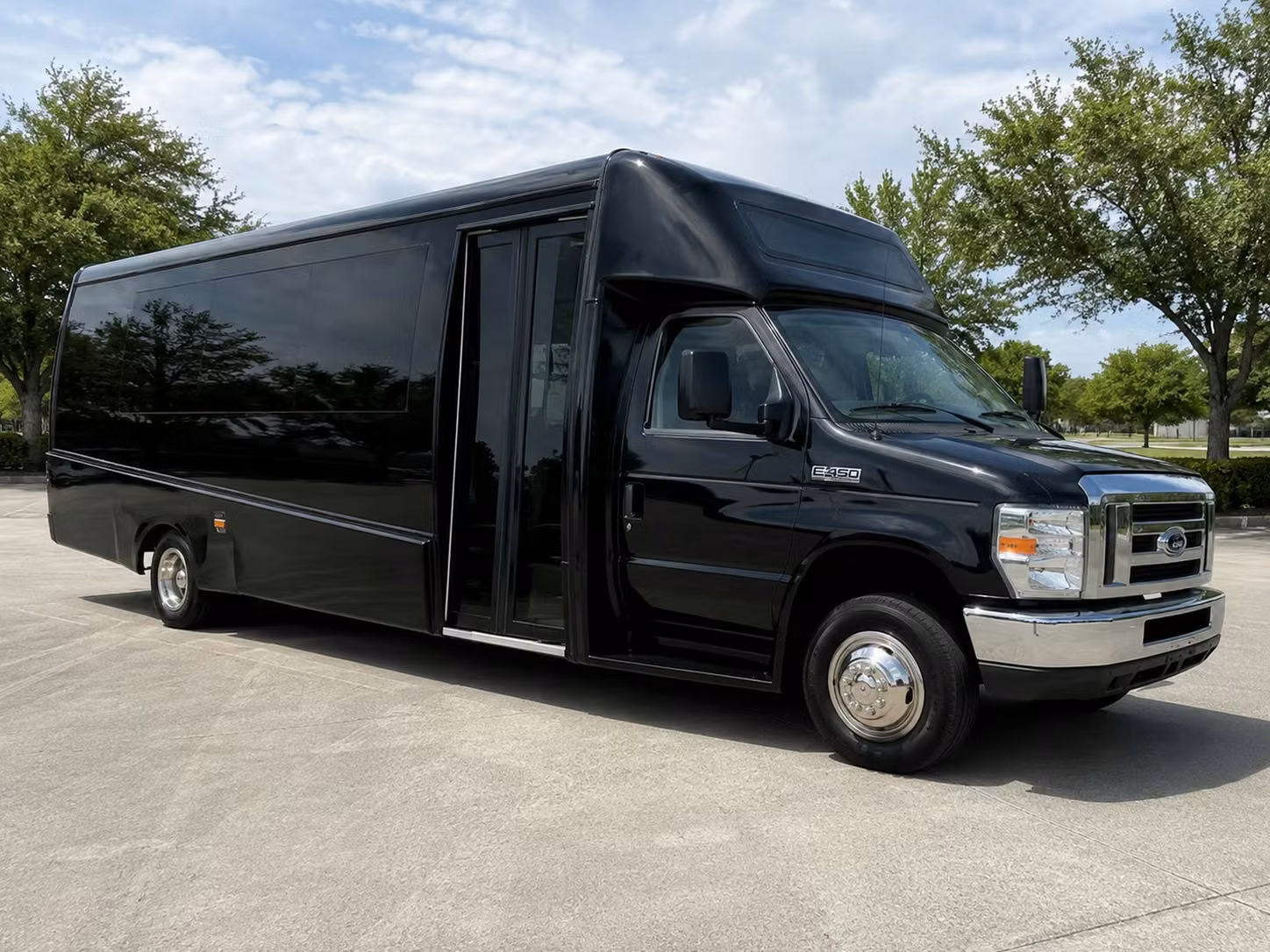 18 passenger minibus