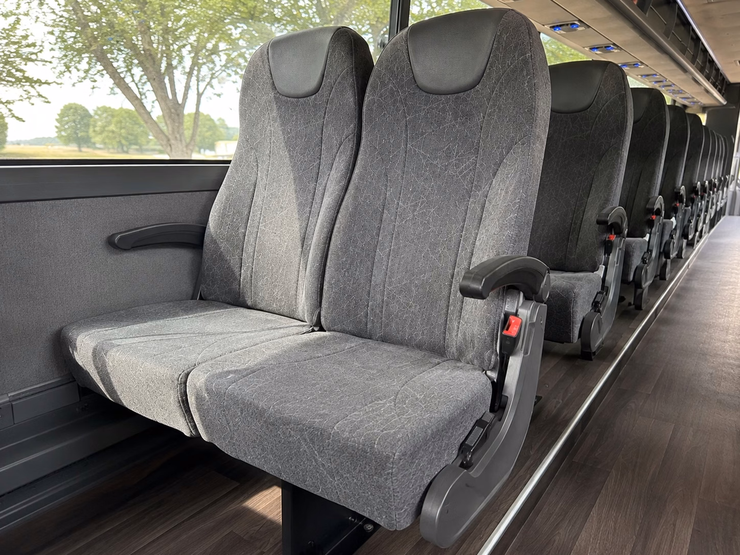 airport pickup and hotel shuttle service for out of town wedding guests